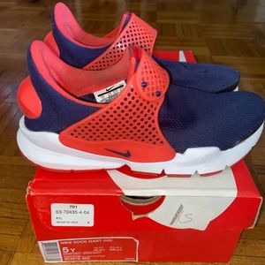 NIKE SOCK DART GRADESCHOOL